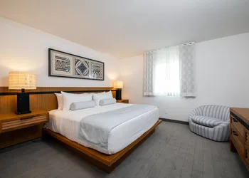 Mahalo Diamond Beach hotel thumbnail 8