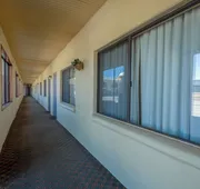 Royal Holiday Motel By Belvilla Gallup I-40 hotel detail image 4