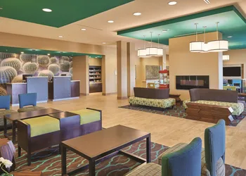 La Quinta Inn & Suites by Wyndham Carlsbad hotel thumbnail 2