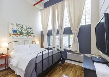 The Box House Hotel hotel thumbnail 6
