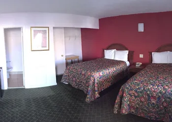 Mayo Inn hotel thumbnail 6