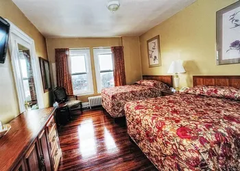 Lenox Hotel and Suites hotel thumbnail 3