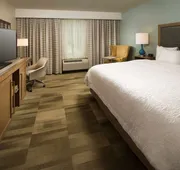Hampton Inn & Suites Syracuse/Carrier Circle hotel detail image 5