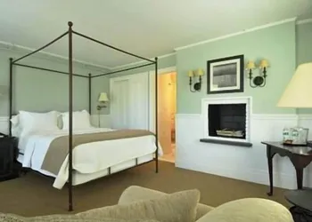The Hedges Inn hotel thumbnail 5