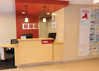 TownePlace Suites by Marriott Republic Airport Long Island hotel thumbnail 3