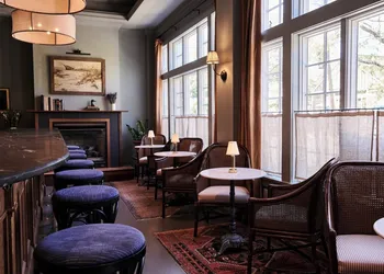 The Harbor Front Inn hotel thumbnail 4