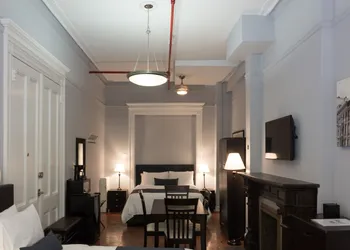 The Central Park North hotel thumbnail 2