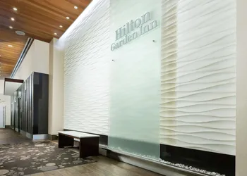 Hilton Garden Inn New York/Times Square Central hotel thumbnail 3