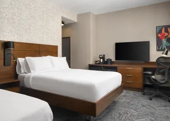 Hilton Garden Inn New York/Midtown Park Ave hotel thumbnail 8