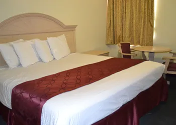 Passport Inn - By The Falls NY hotel thumbnail 3