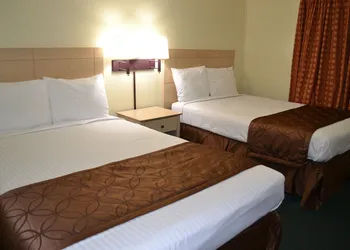 Passport Inn - By The Falls NY hotel thumbnail 6