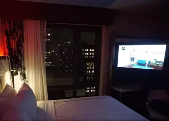 EVEN Hotel New York - Times Square South by IHG hotel thumbnail 5