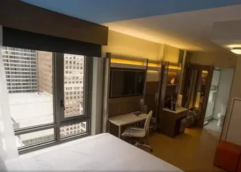 EVEN Hotel New York - Times Square South by IHG hotel thumbnail 7