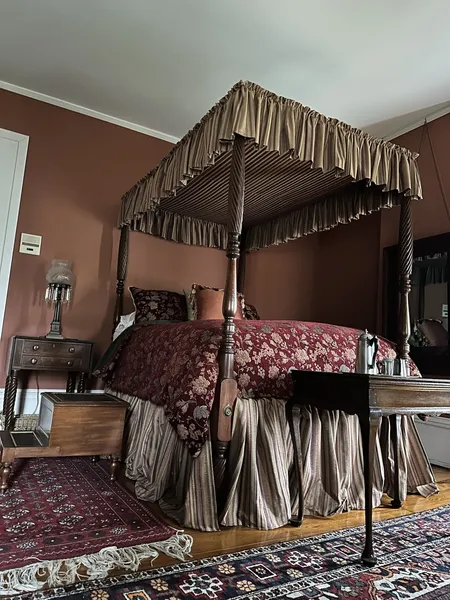 Oakcliff Bed and Breakfast hotel detail image 6