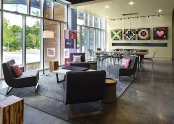 Aloft by Marriott Raleigh-Durham Airport Brier Creek hotel thumbnail 2