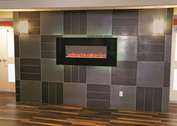 La Quinta Inn & Suites by Wyndham Grand Forks hotel thumbnail 4
