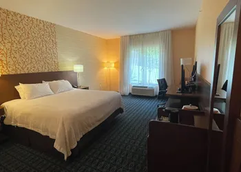 Fairfield Inn & Suites Athens hotel thumbnail 4