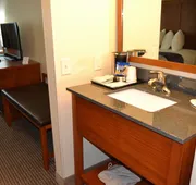Baymont by Wyndham Grand Forks hotel detail image 3
