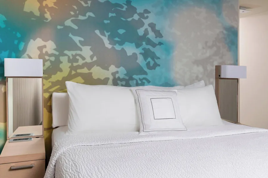 Courtyard by Marriott Bismarck North hotel detail image 6