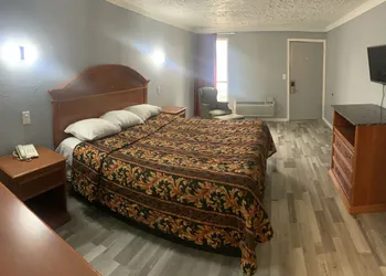 Executive Inn hotel thumbnail 2