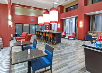 Hampton Inn & Suites Pauls Valley hotel thumbnail 2