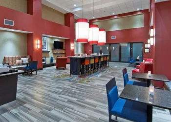 Hampton Inn & Suites Pauls Valley hotel thumbnail 3