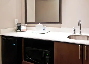 Hampton Inn & Suites Pauls Valley hotel thumbnail 6