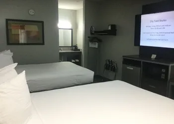Muskogee Inn And Suites hotel thumbnail 4