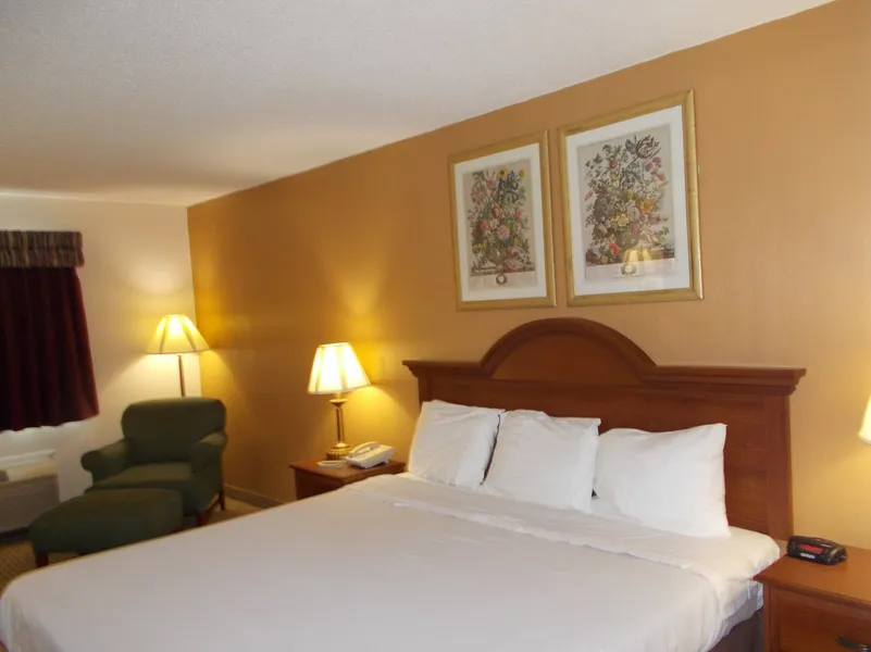 Royalton Inn and Suites Wilmington hotel detail image 6