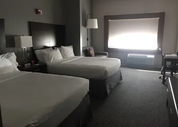 Holiday Inn Express & Suites Tahlequah by IHG hotel thumbnail 6