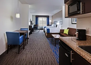 Holiday Inn Express & Suites Glenpool-Tulsa South by IHG hotel thumbnail 6