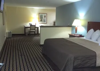 Expo Inn Hotel hotel thumbnail 7