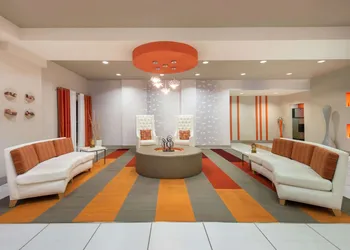 La Quinta Inn & Suites by Wyndham Harrisburg-Hershey hotel thumbnail 2