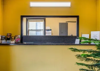 Relax Inn hotel thumbnail 3