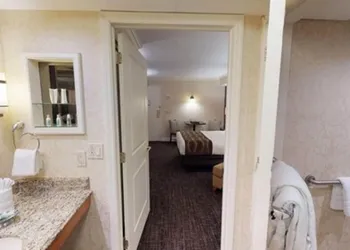Eden Resort and Suites, BW Premier Collection hotel thumbnail 3