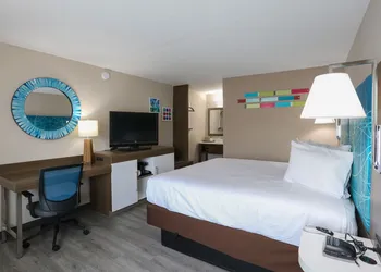 Oasis Inn hotel thumbnail 7