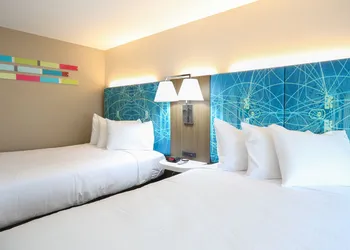 Oasis Inn hotel thumbnail 8