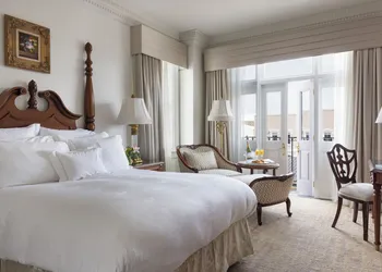 Market Pavilion Hotel hotel thumbnail 4