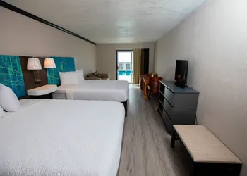Garden City Inn hotel thumbnail 5