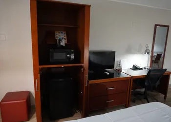 Harvest Drive Family Inn hotel thumbnail 6