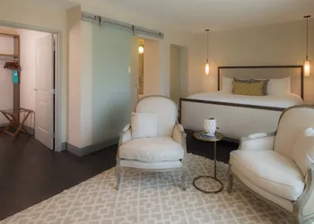 Hotel Indigo Pittsburgh East Liberty by IHG hotel thumbnail 3