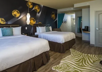 Hotel Indigo Pittsburgh East Liberty by IHG hotel thumbnail 5
