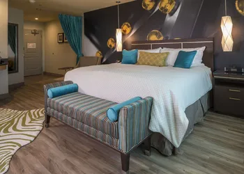Hotel Indigo Pittsburgh East Liberty by IHG hotel thumbnail 8