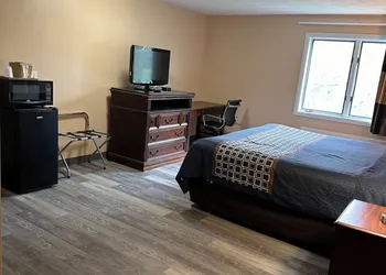 Wickford Motor Inn hotel thumbnail 6