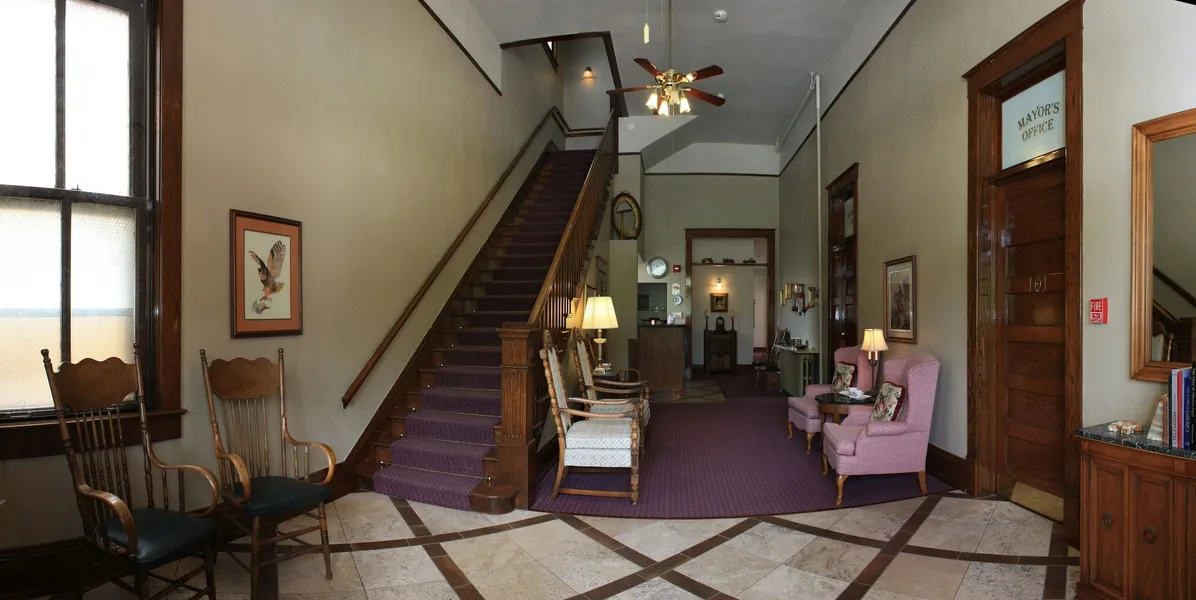 Town Hall Inn hotel detail image 2