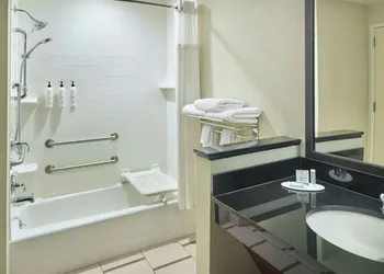 Fairfield Inn & Suites by Marriott Jackson hotel thumbnail 8