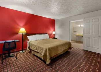 Rodeway Inn Dickson hotel thumbnail 6