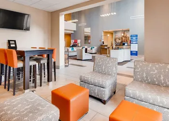 Best Western Plus Atrium Inn & Suites hotel thumbnail 2