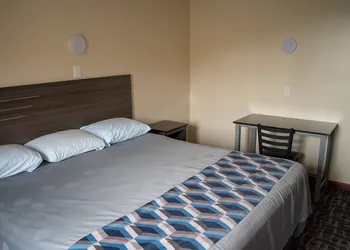 Inn Of Lenoir Motor Lodge hotel thumbnail 4