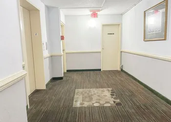 Jackson Hotel & Convention Center hotel thumbnail 3